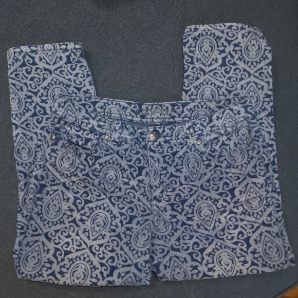 Code Bleu Aimee 10/29 Denim Blue Crop Unique Patterned Slimming 24” Inseam - Picture 1 of 9